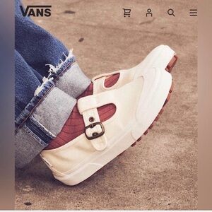 Vans Style 93 Mary Jane White Canvas Lug Sole Shoes NWOT Women’s